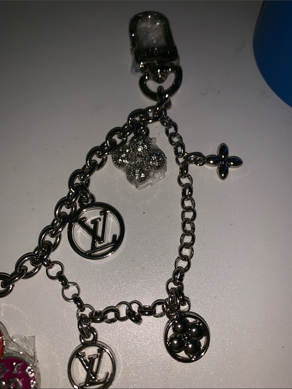 Vivienne purse/bag Charm Chain keychain - Picture 7 of 8